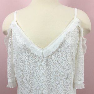 LIKE NEW WHITE HOUSE | BLACK MARKET BLOUSE